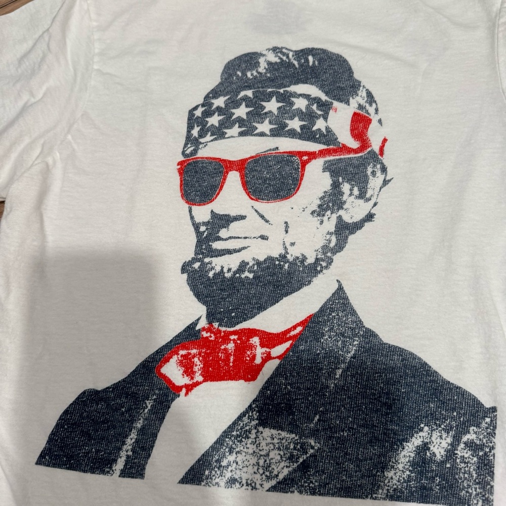 Well Worn cool Abraham Lincoln sunglasses president funny shirt S patriotic USA